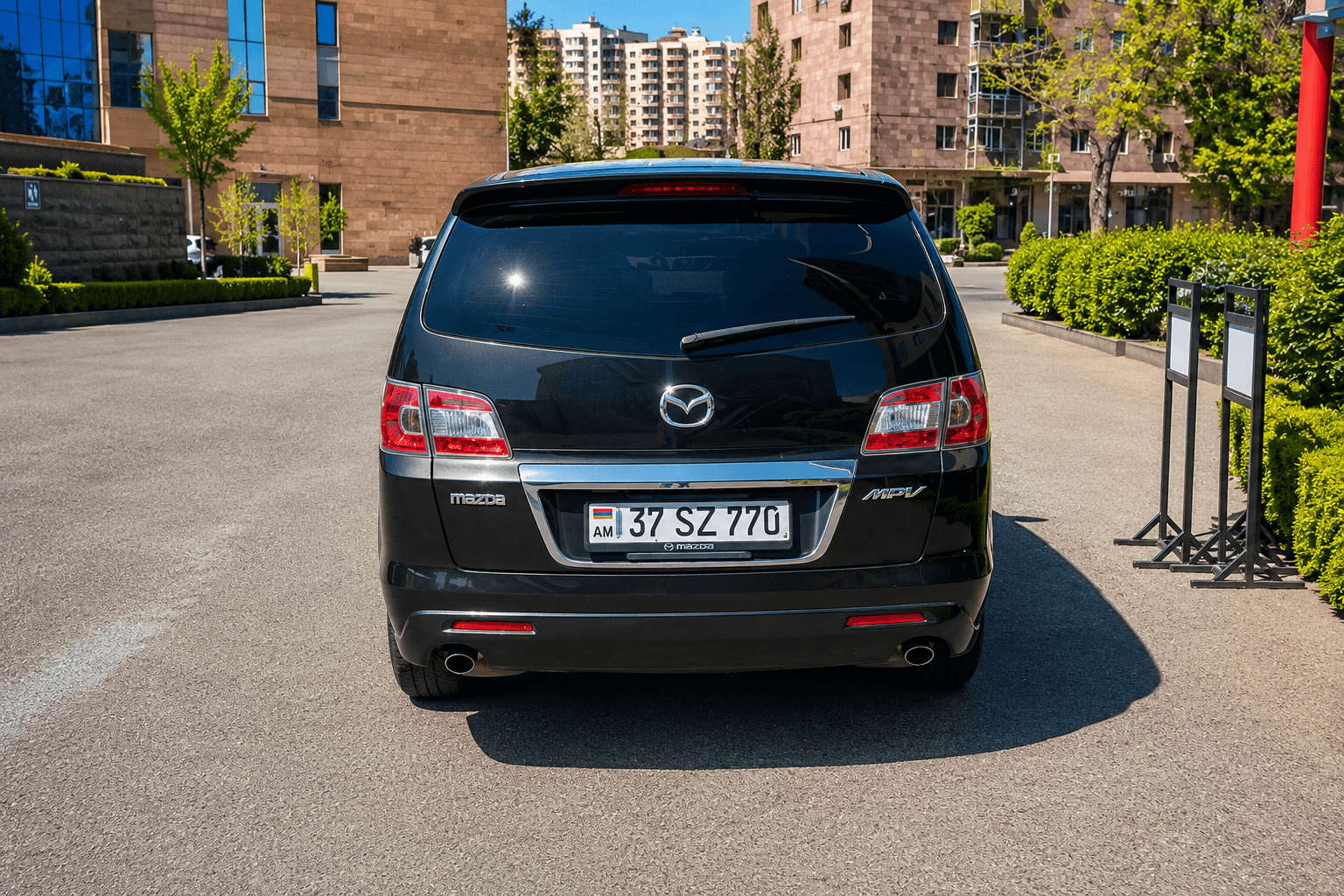 Mazda MPV 3