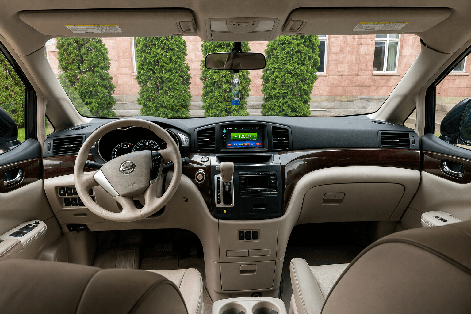 Nissan Quest 5