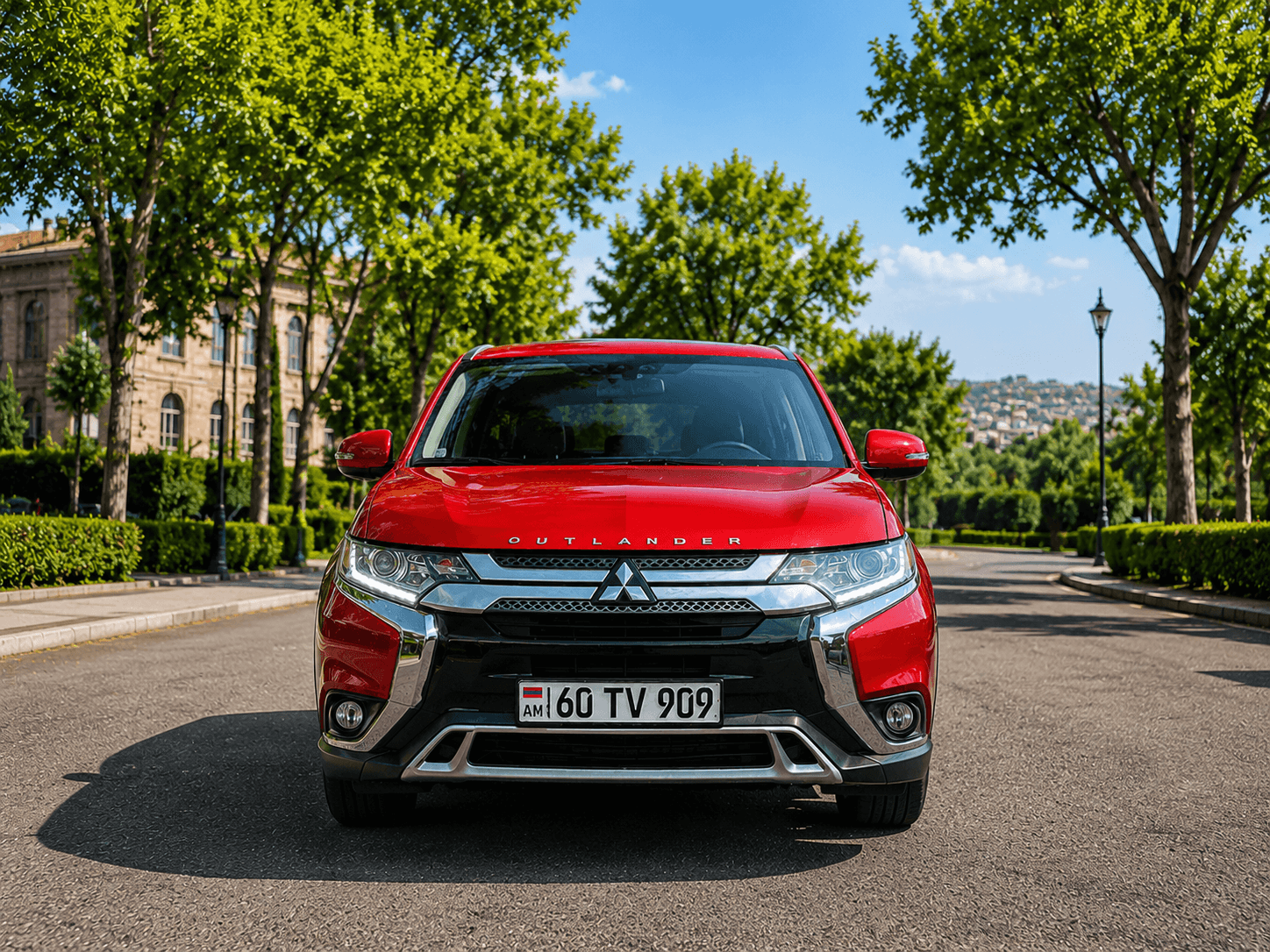 Mitsubishi Outlander 2