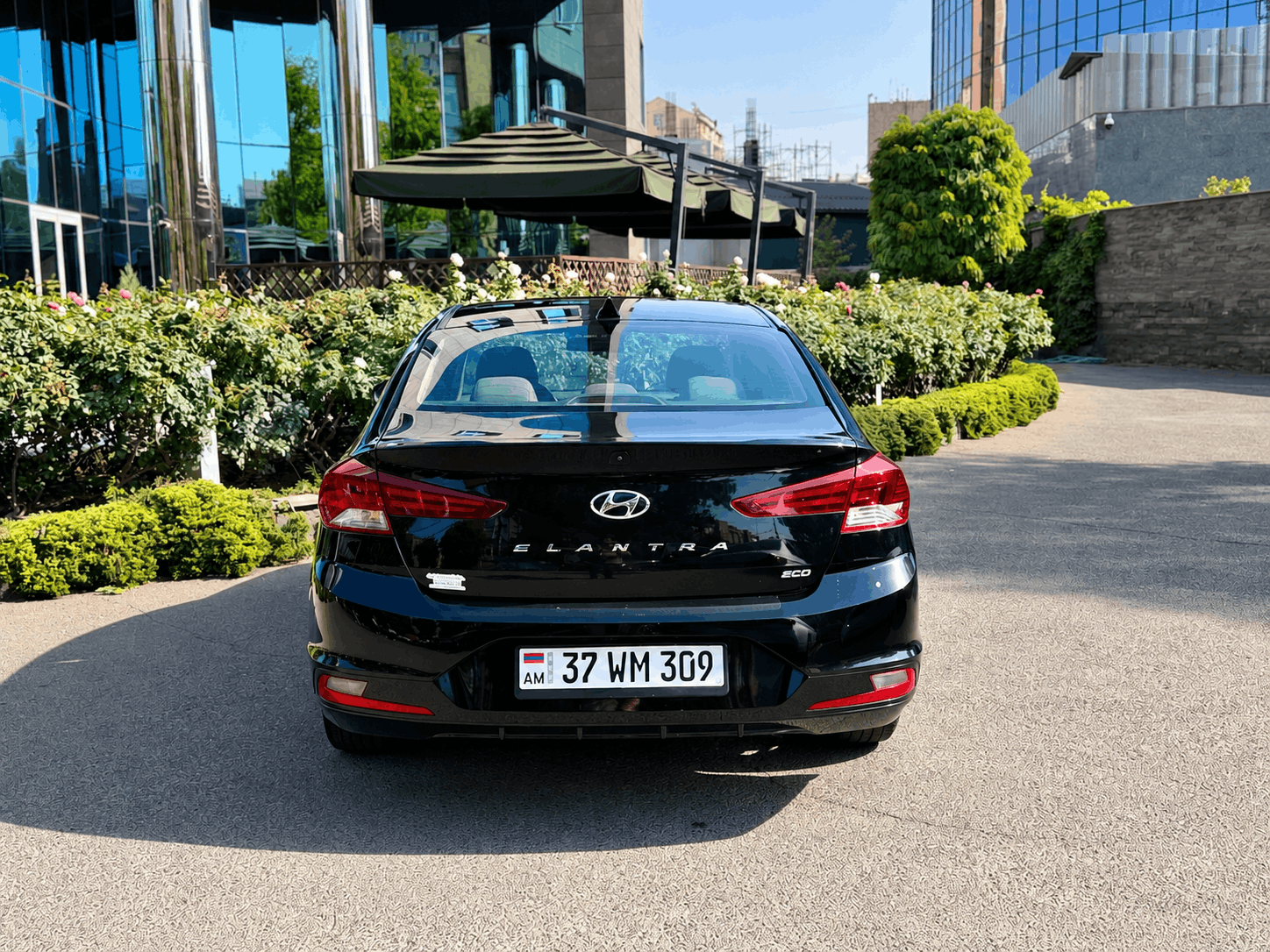 Hyundai Elantra 5