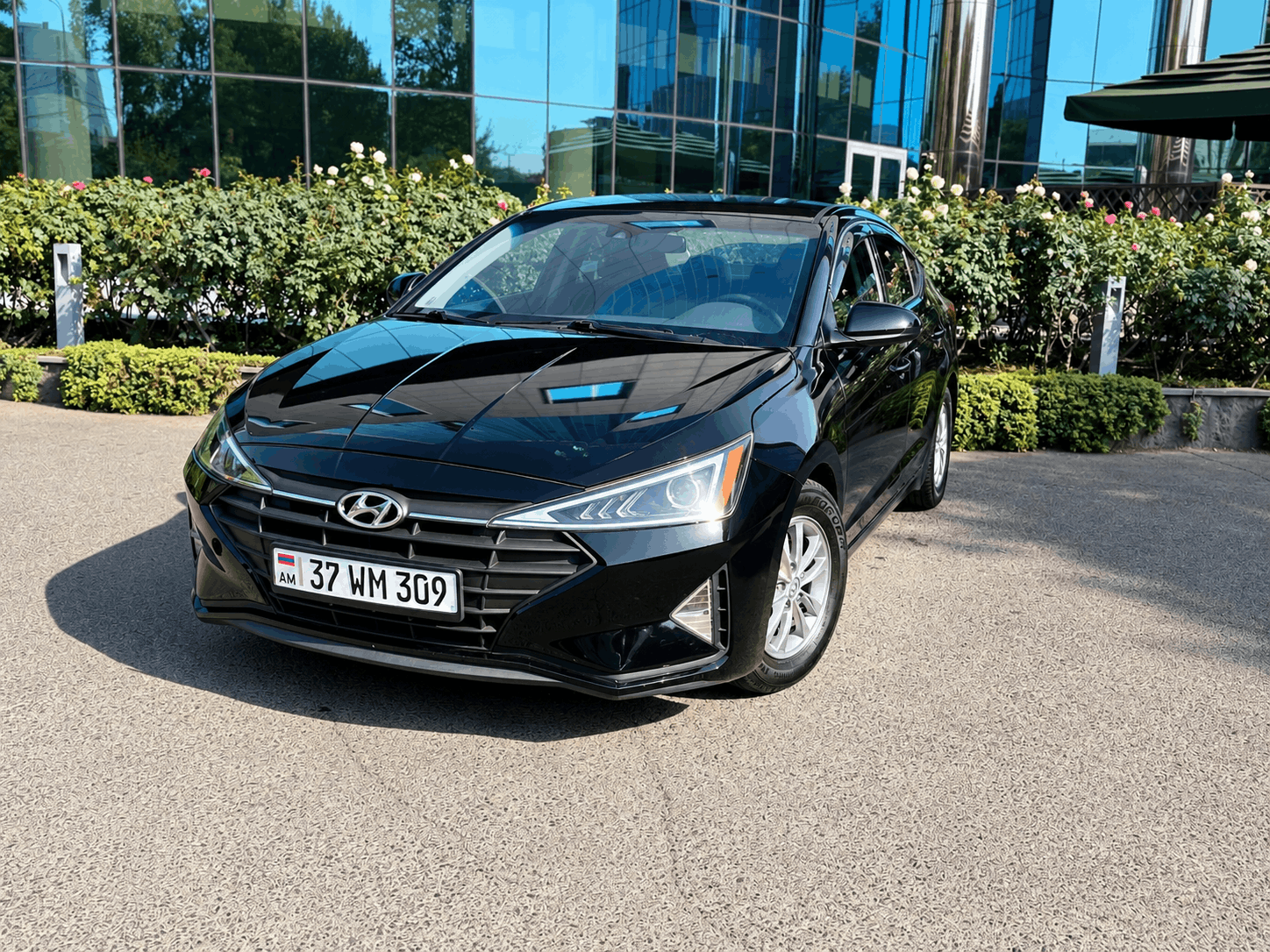Hyundai Elantra 8