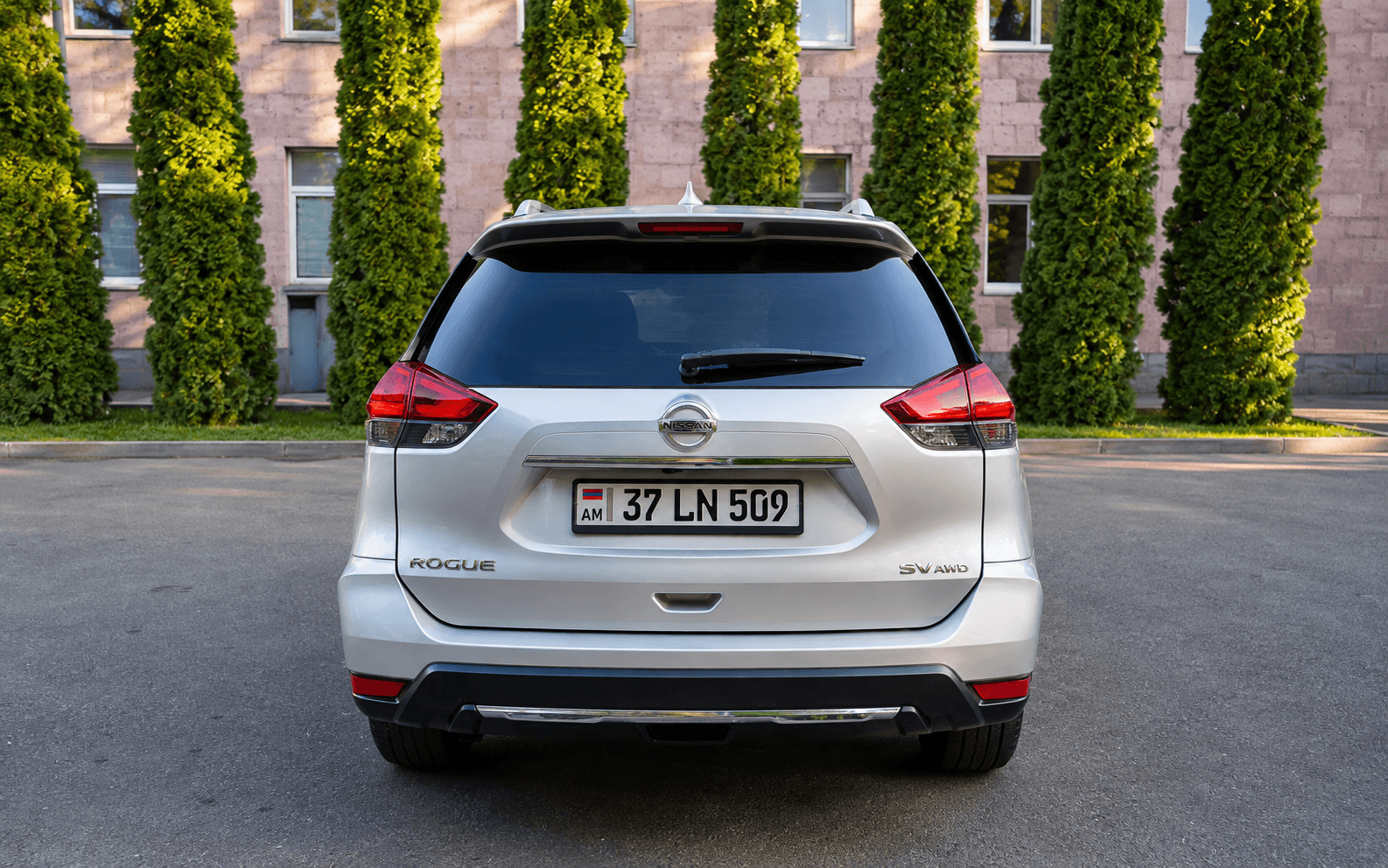 Nissan Rogue 3