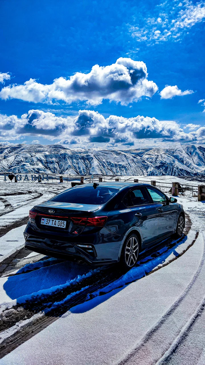 Car rented by tg pmir_200